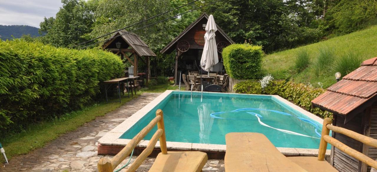 Hotel Glamping Mm Muta Esterno foto